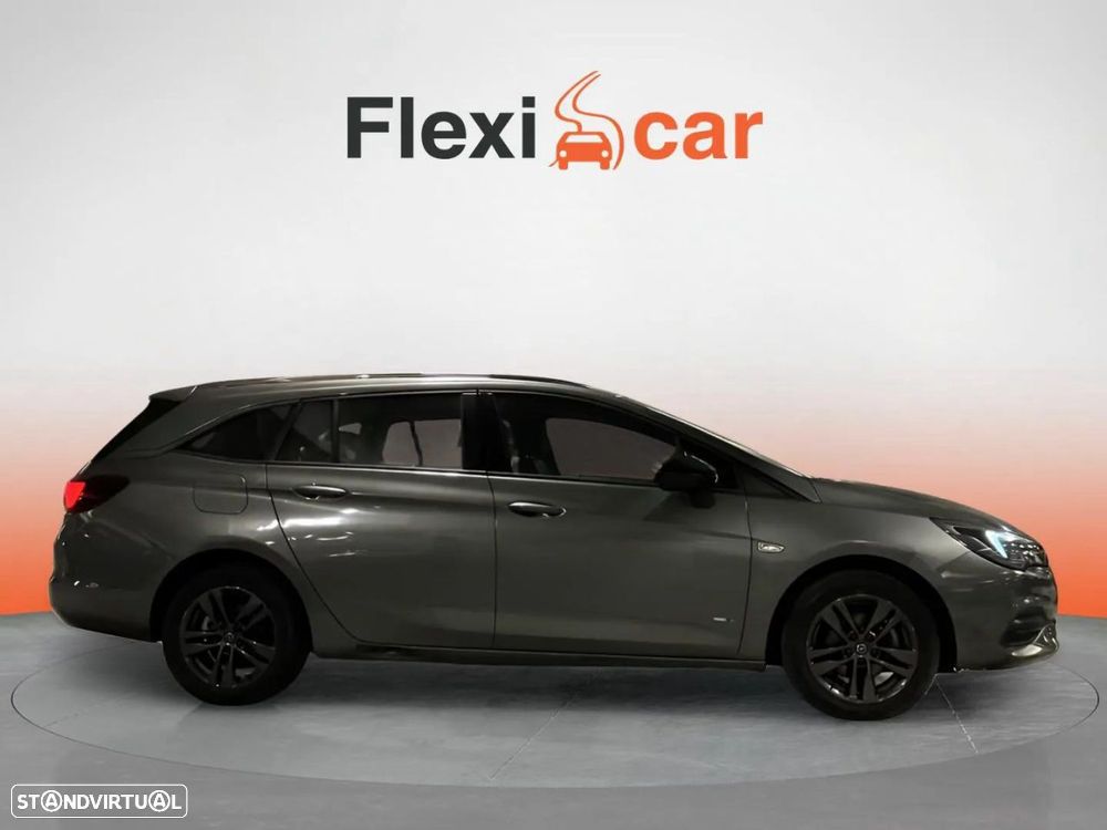 Opel Astra Sports Tourer - 3