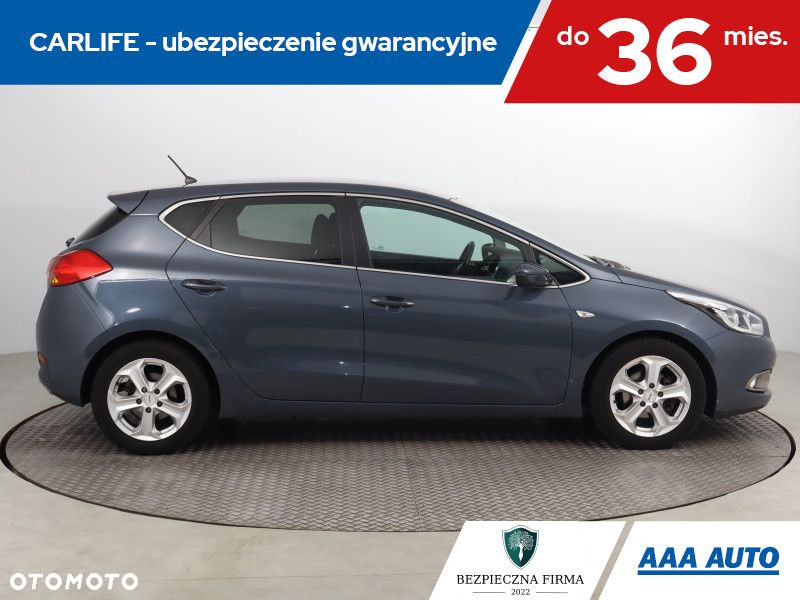 Kia Ceed - 7