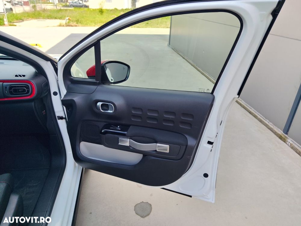 Citroën C3 1.2 PureTech BVM Shine - 11