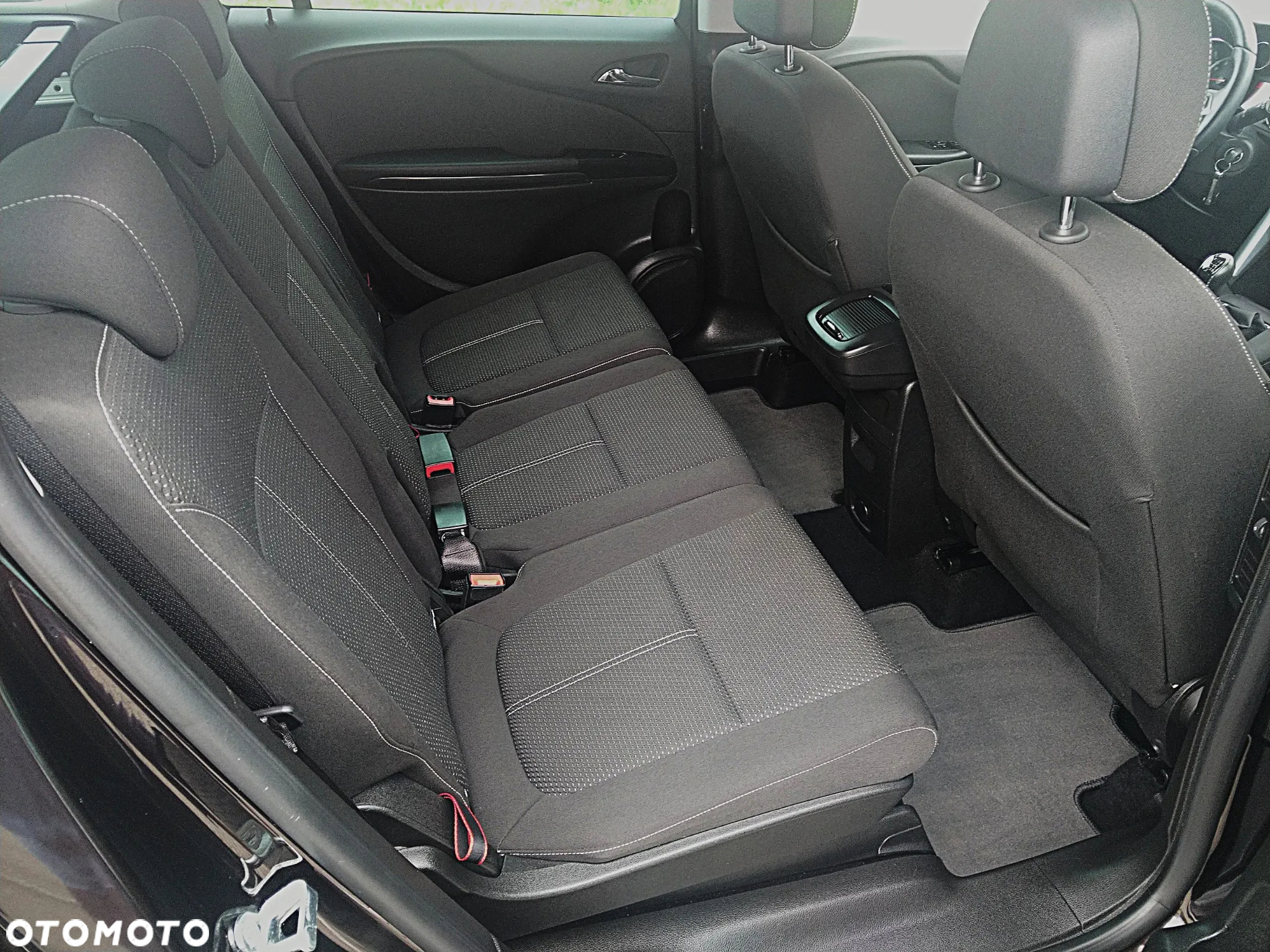 Opel Zafira - 16