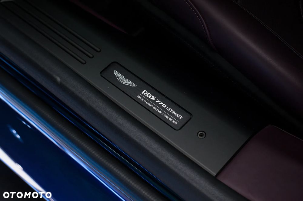 Aston Martin DBS - 33