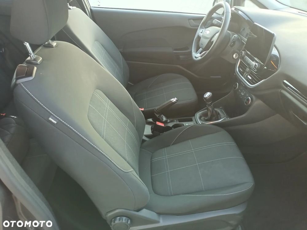 Ford Fiesta 1.1 S&S COOL&CONNECT - 9