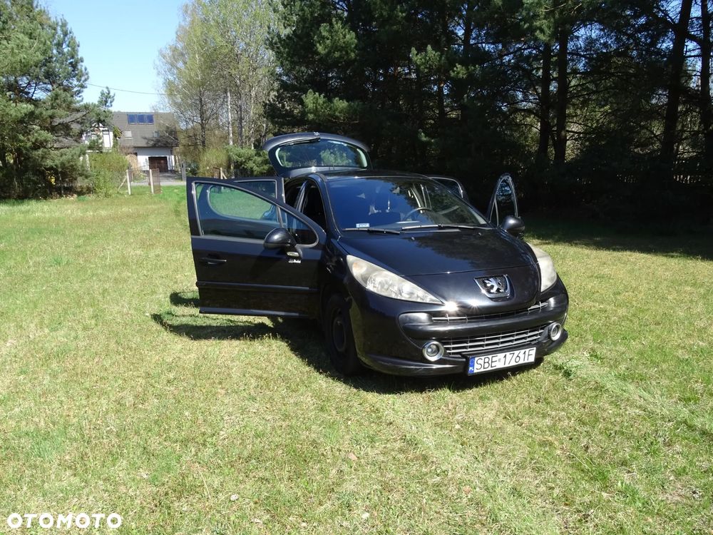 Peugeot 207 1.4 16V Sporty - 1
