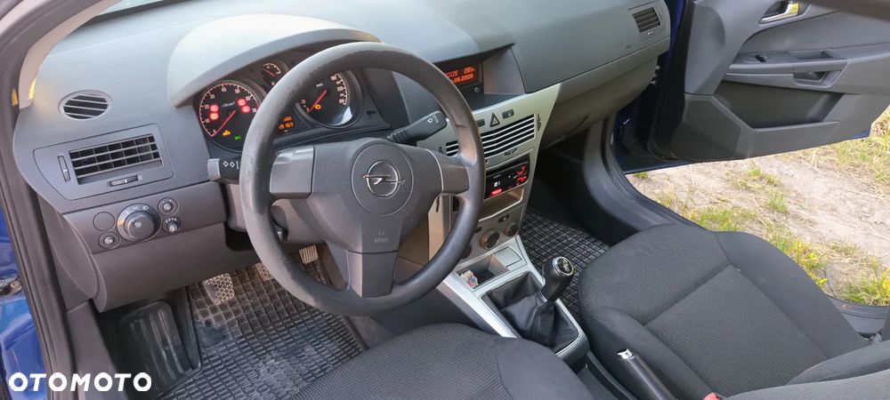 Opel Astra 1.8 - 8