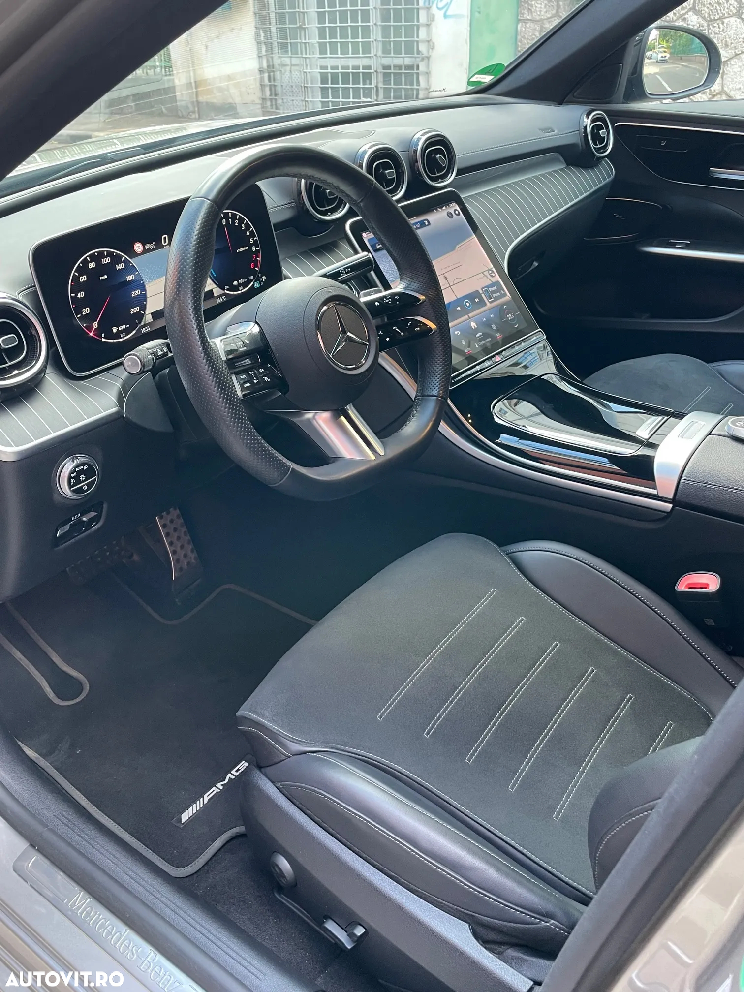Mercedes-Benz C 300 e 9G-TRONIC AMG Line - 4