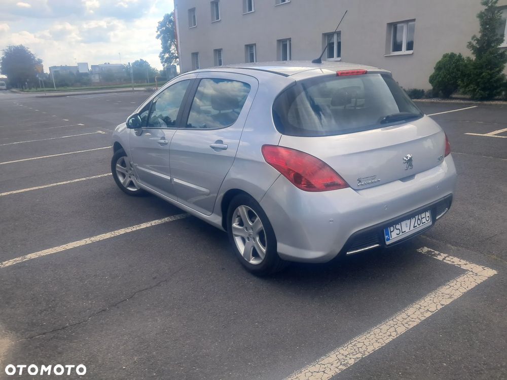 Peugeot 308 - 4