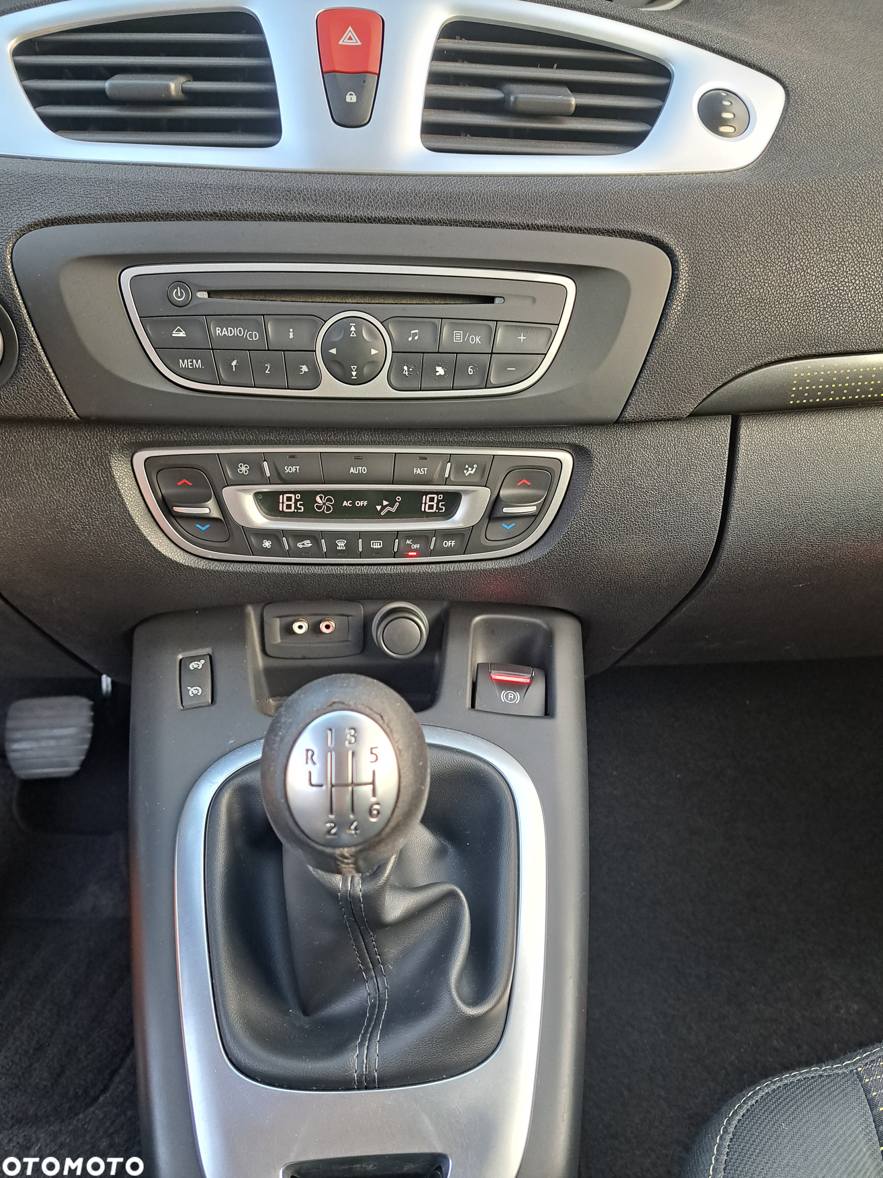 Renault Scenic 1.4 16V TCE TomTom Edition - 18