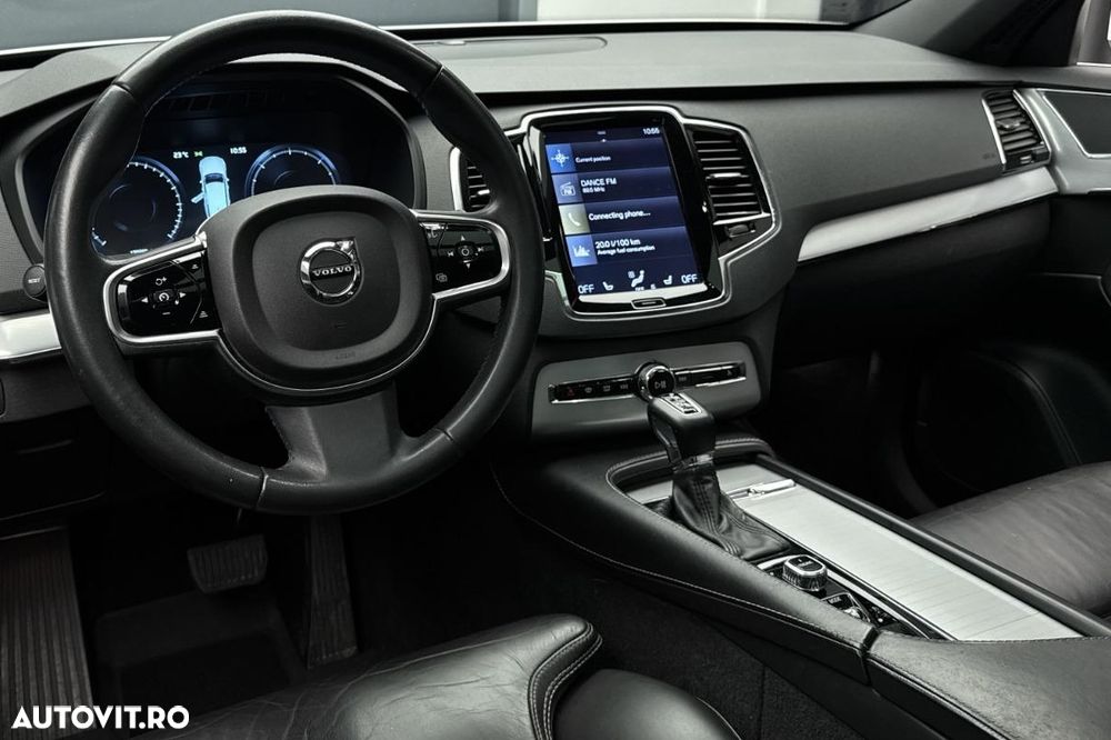 Volvo XC 90 - 12