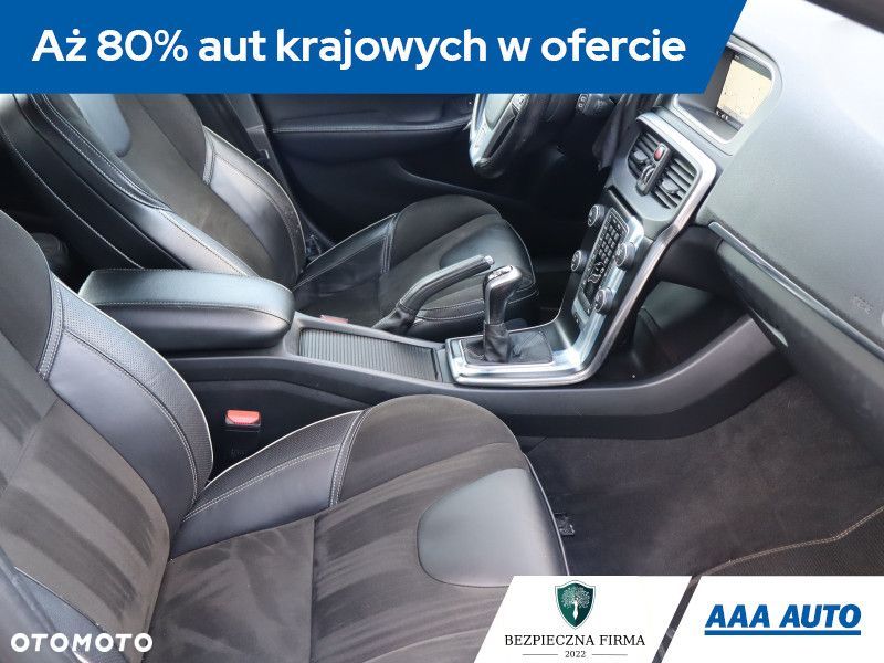 Volvo V40 - 10