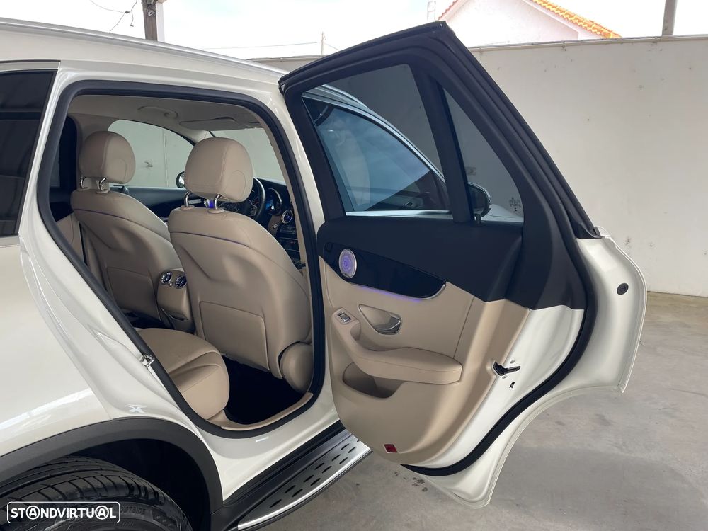 Mercedes-Benz GLC 300 de 4Matic 9G-TRONIC Edition Avantgarde - 26