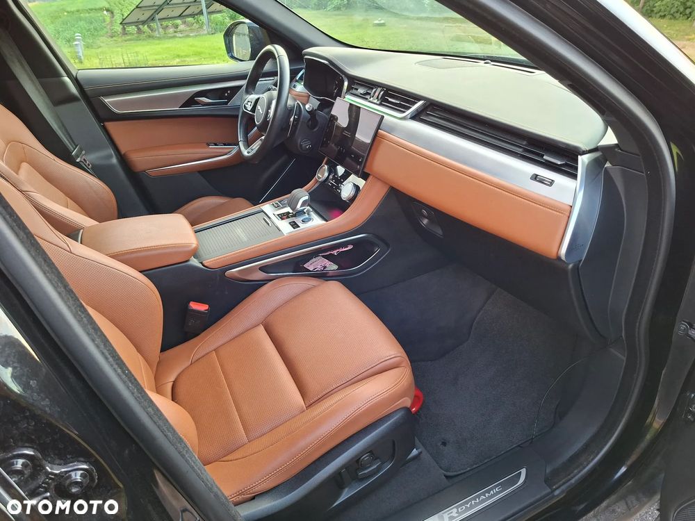 Jaguar F-Pace D200 AWD R-Dynamic Black - 14