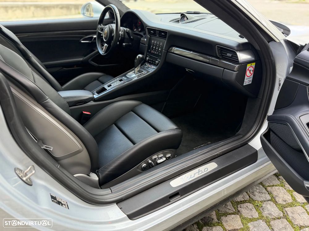 Porsche 911 (991) Turbo PDK - 5
