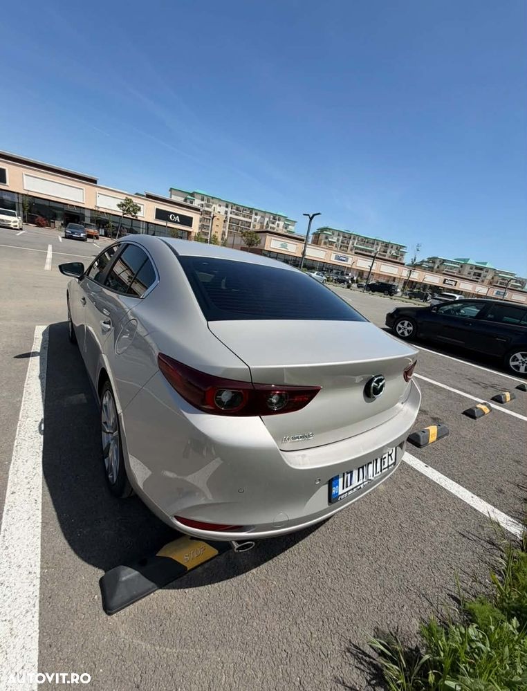 Mazda 3 e-Skyactiv G150 AT MHEV Exclusive-Line - 3