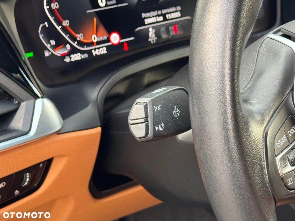 BMW Seria 3 330i xDrive Sport Line - 19