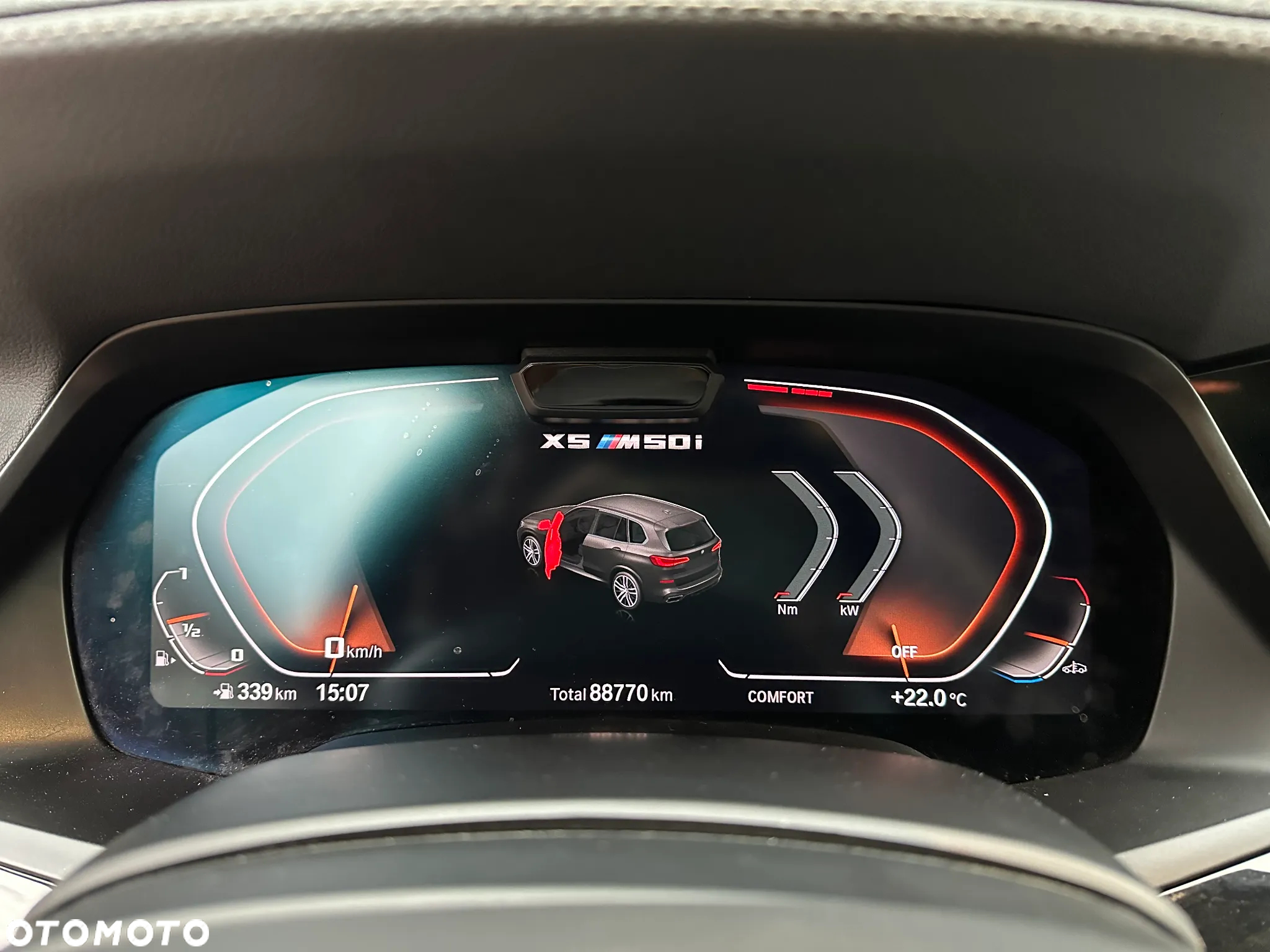 BMW X5 M M50i - 20