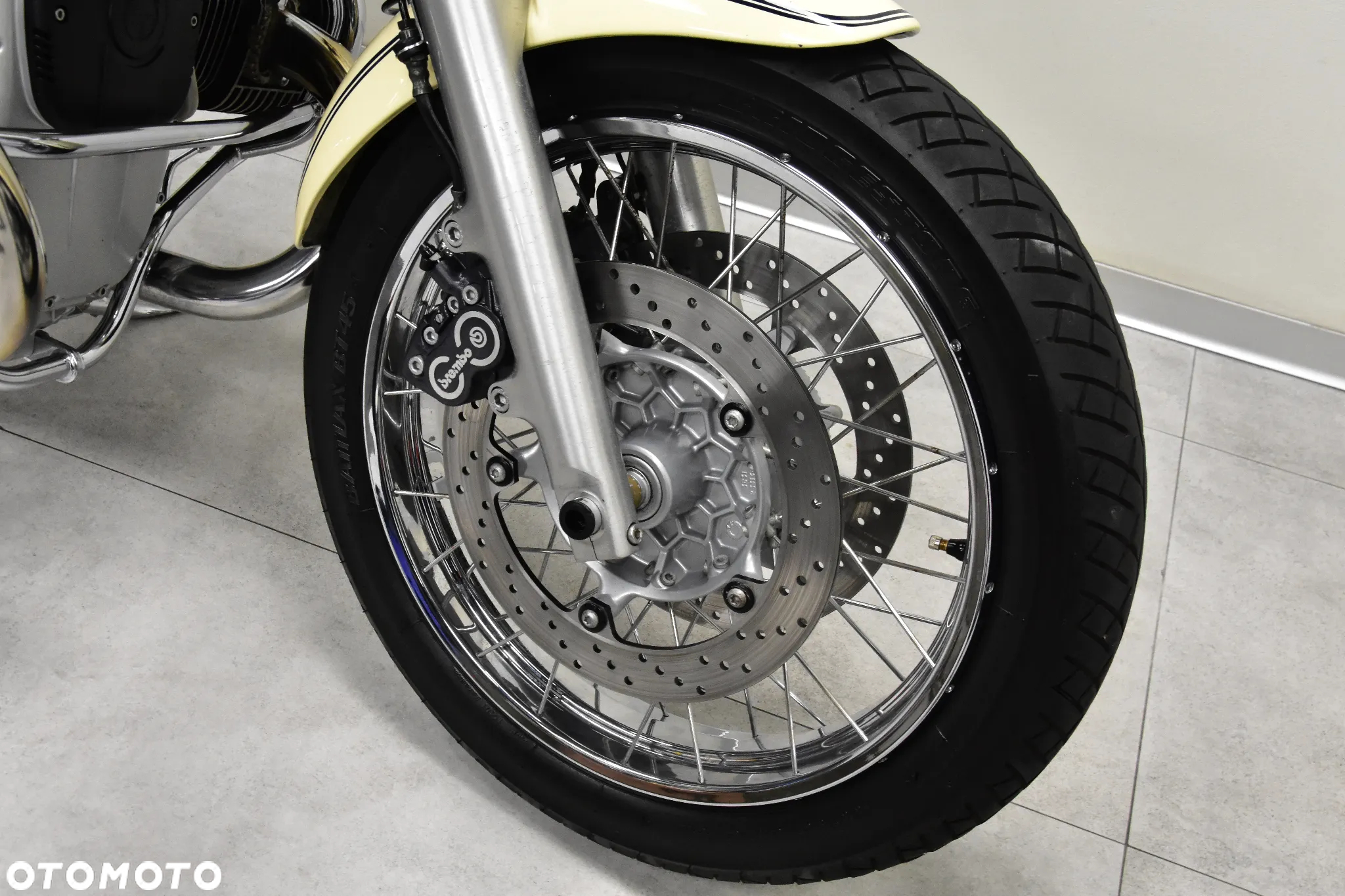 BMW R - 25