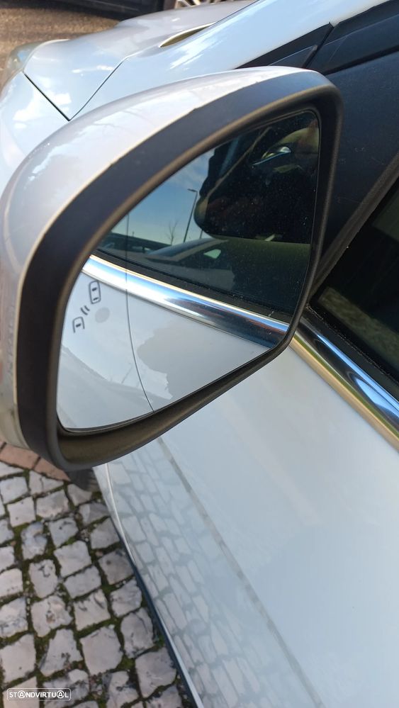 Ford Focus SW 1.6 TDCi Titanium - 17