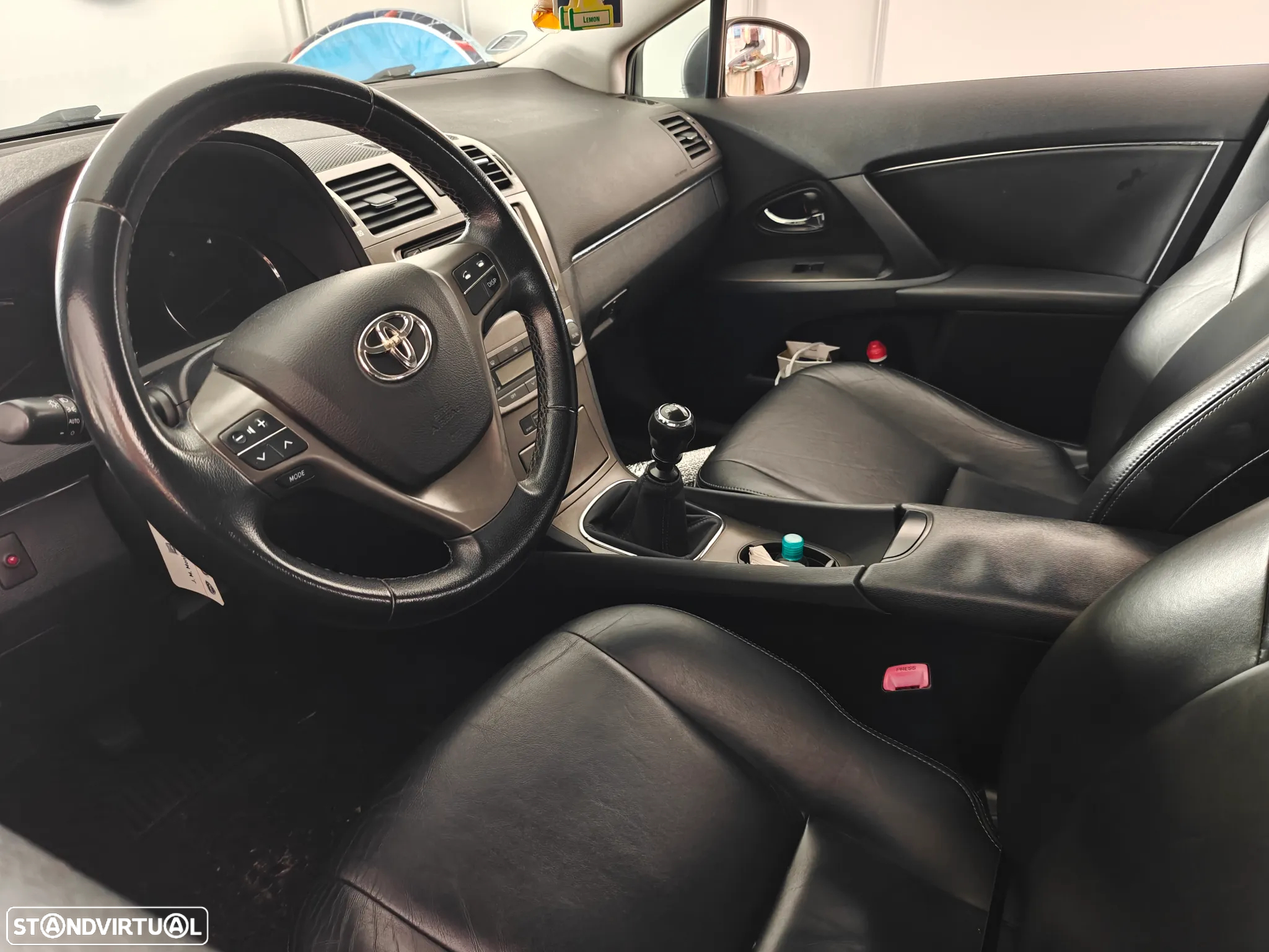 Toyota Avensis SW 2.0 D-4D Exclusive +Pele+GPS - 3
