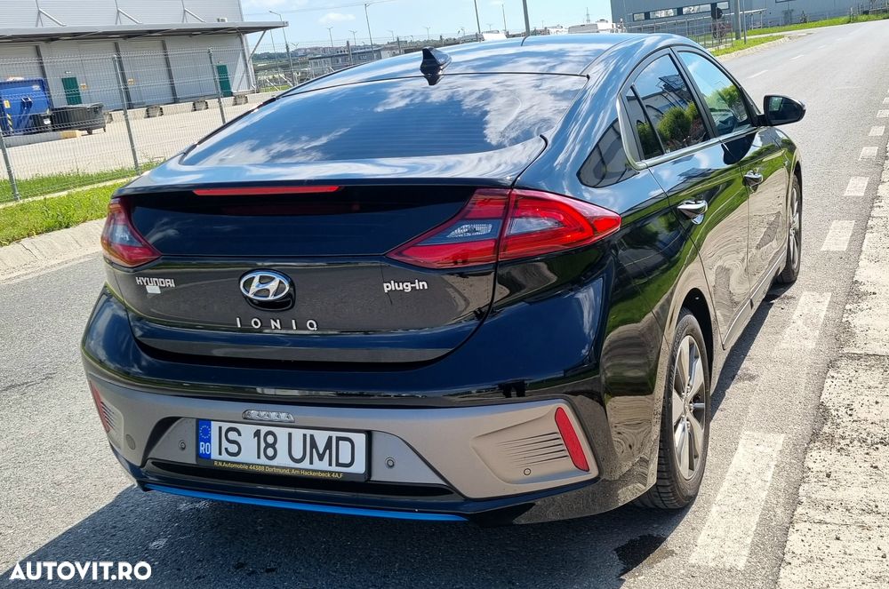 Hyundai IONIQ 1.6 GDI Premium - 6