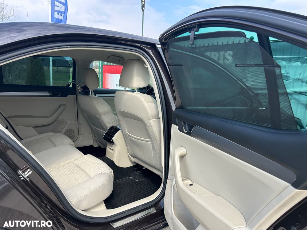 Skoda Superb 2.0 TDI 4X4 DSG Sportline - 15