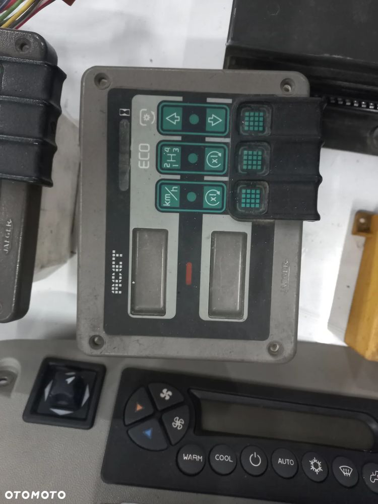 Sterownik,Moduł,Licznik 710147A2,RE231727,86013117,7700022917,3788837M1,3618318M02,AUTO5,NS-107236,NS-107237,NS-107213,1118267.0, 464030010A,11085960,1171850,117231.1, 33373030, EHR,CLAAS,CEBIS,VALTRA,MASSEY,RENAULT,JOHN DEERE,FORD,JEDNOSTKA STERUJĄCA,CS 86, - 7