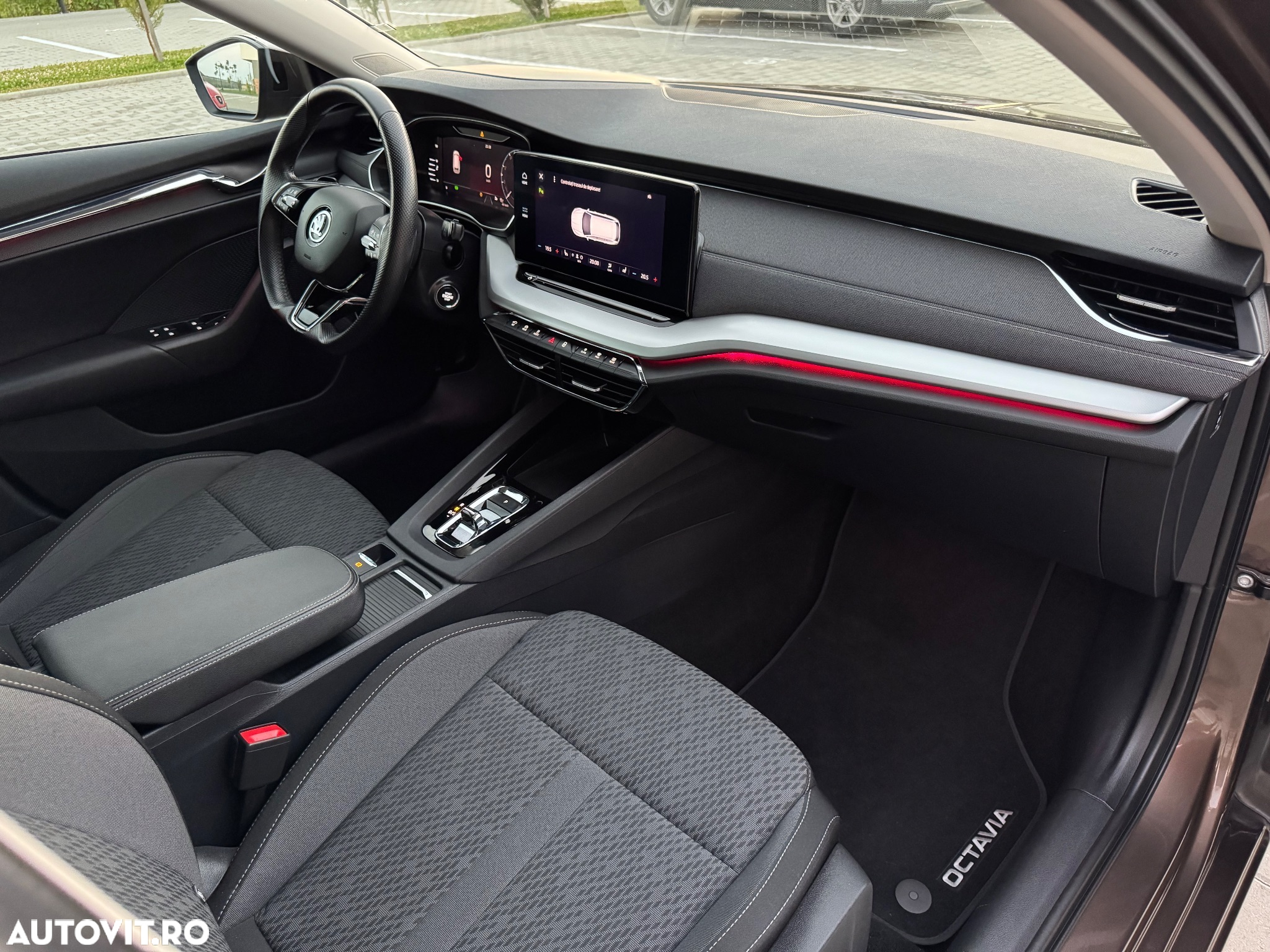 Skoda Octavia 2.0 TDI DSG Style - 8