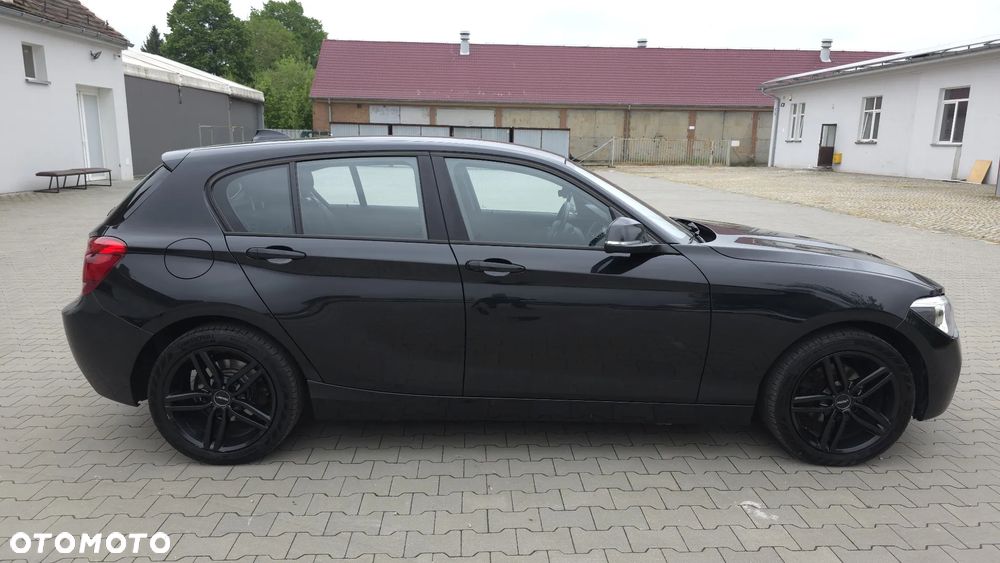BMW Seria 1 116i - 8
