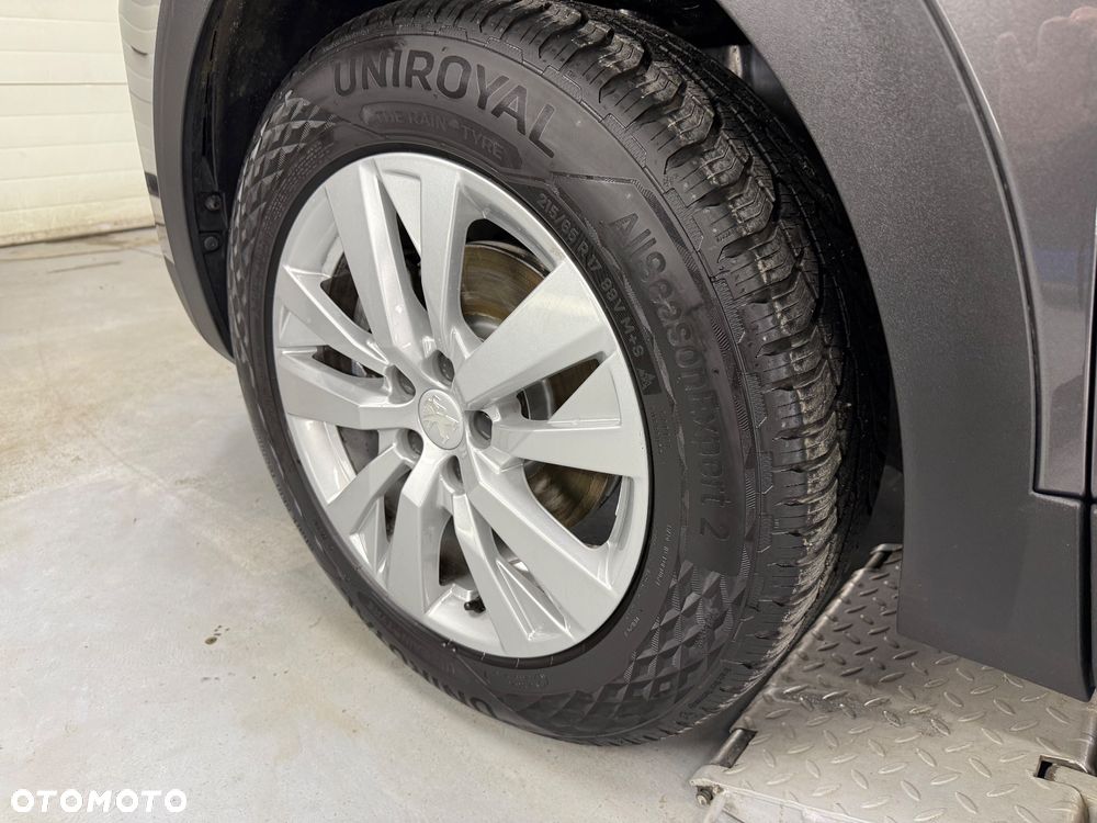 Peugeot 3008 BlueHDi 130 Stop & Start EAT8 Allure Pack - 24