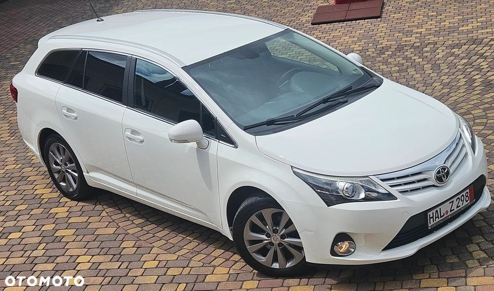 Toyota Avensis Touring Sports 1.8 Edition S+ - 1