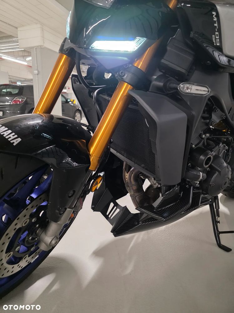 Yamaha MT - 8