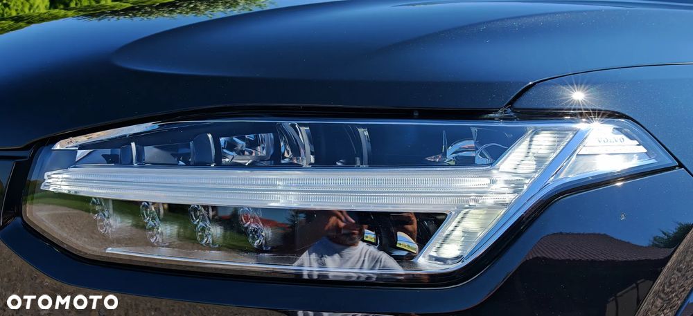 Volvo XC 90 T8 AWD Plug-In Hybrid Ultimate Bright 7os - 4