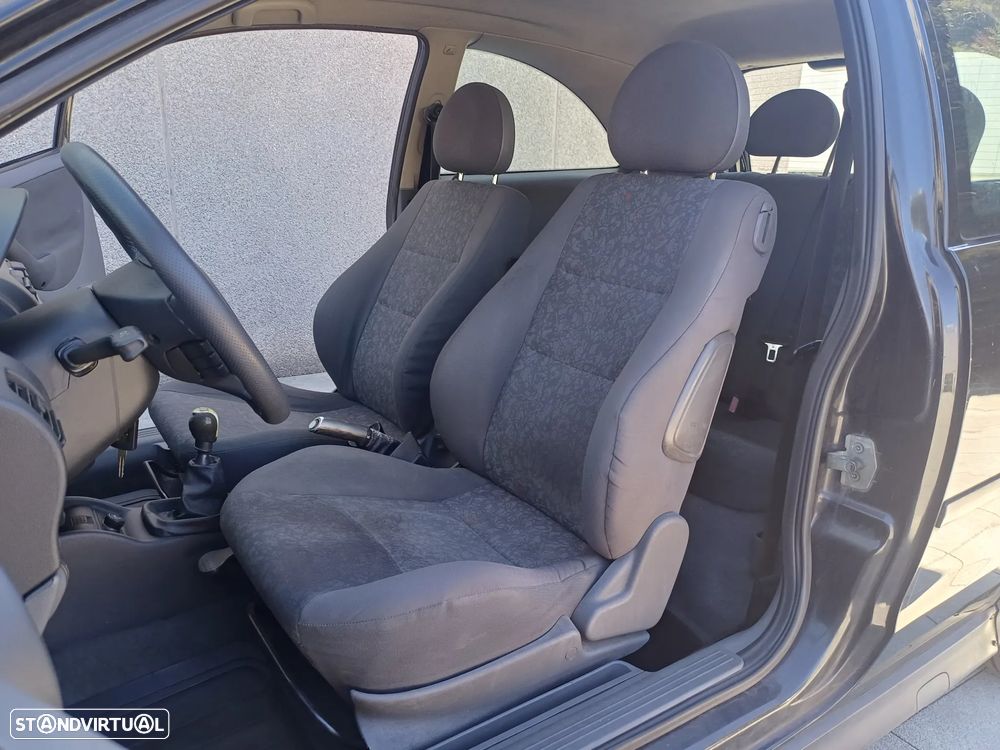 Opel Corsa 1.2 16V Confort - 6