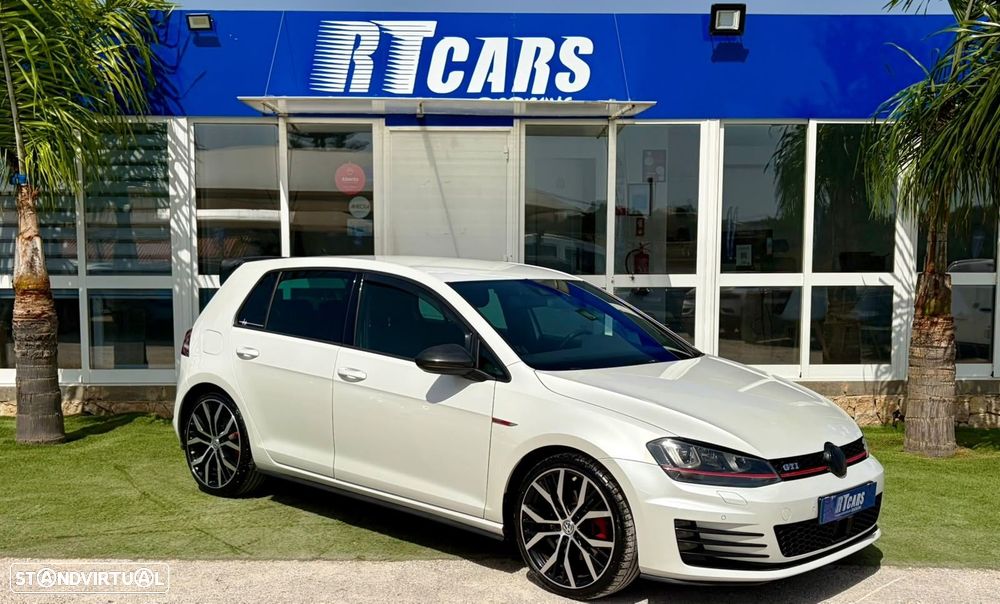 VW Golf GTI BlueMotion - 1