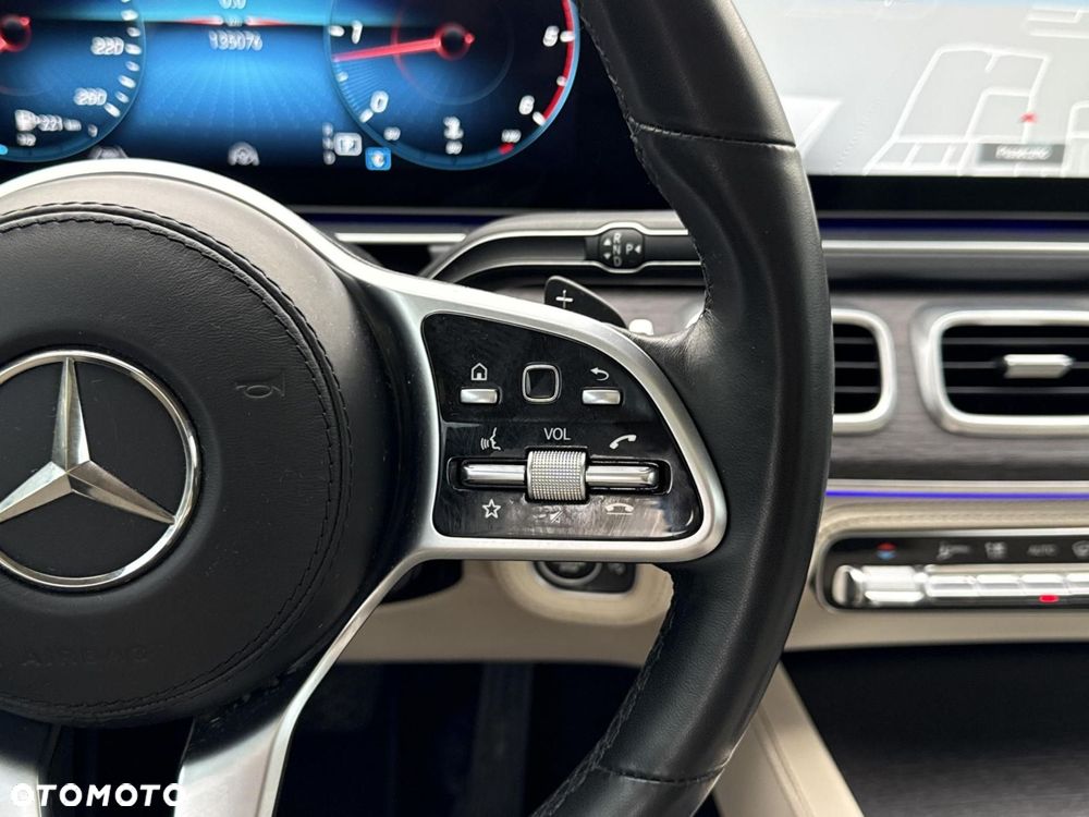 Mercedes-Benz GLE - 26