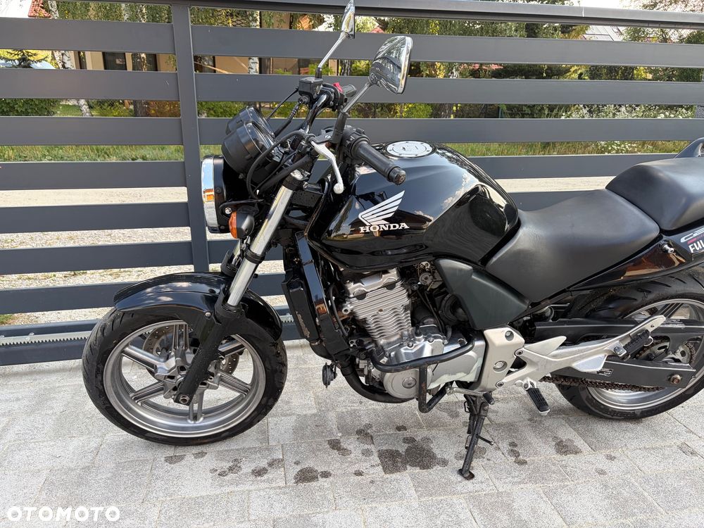 Honda CBF - 11