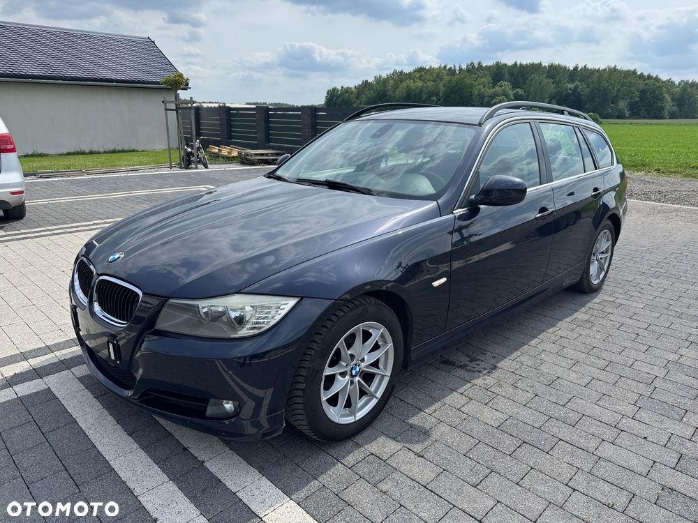 BMW Seria 3 318d DPF Edition Lifestyle - 23