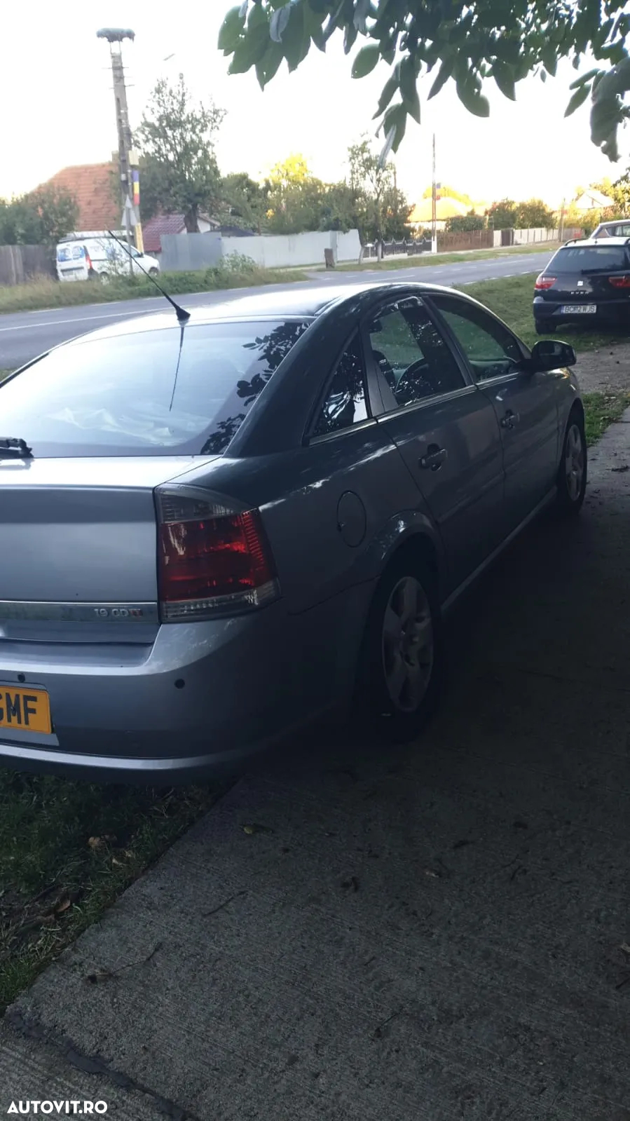 Opel Vectra 1.9CDTi Elegance Aut. - 3