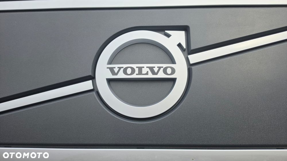 Volvo ///FH///460///2023///GLOBETROTTER/// XXL///HDS///HIAB///WECON///CHWYTAK/// ROTATOR///WAGA///JEDYNE 125 TYŚ KM/// PRZYCZEPA///FULL LED///VIRTUAL COCPIT/// STAN JAK NOWY. - 30