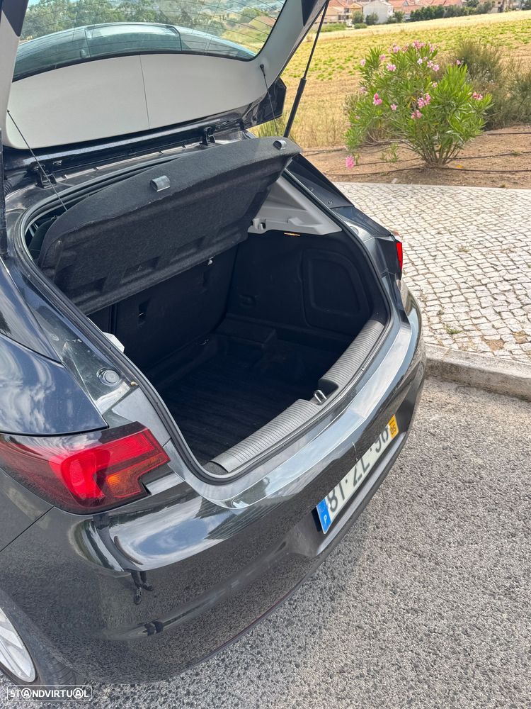 Opel Astra 1.0 Turbo S&S Active - 10