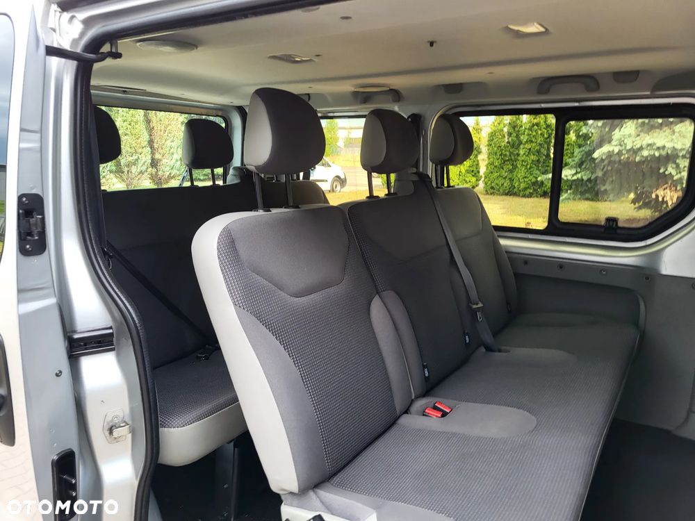 Opel Vivaro - 12