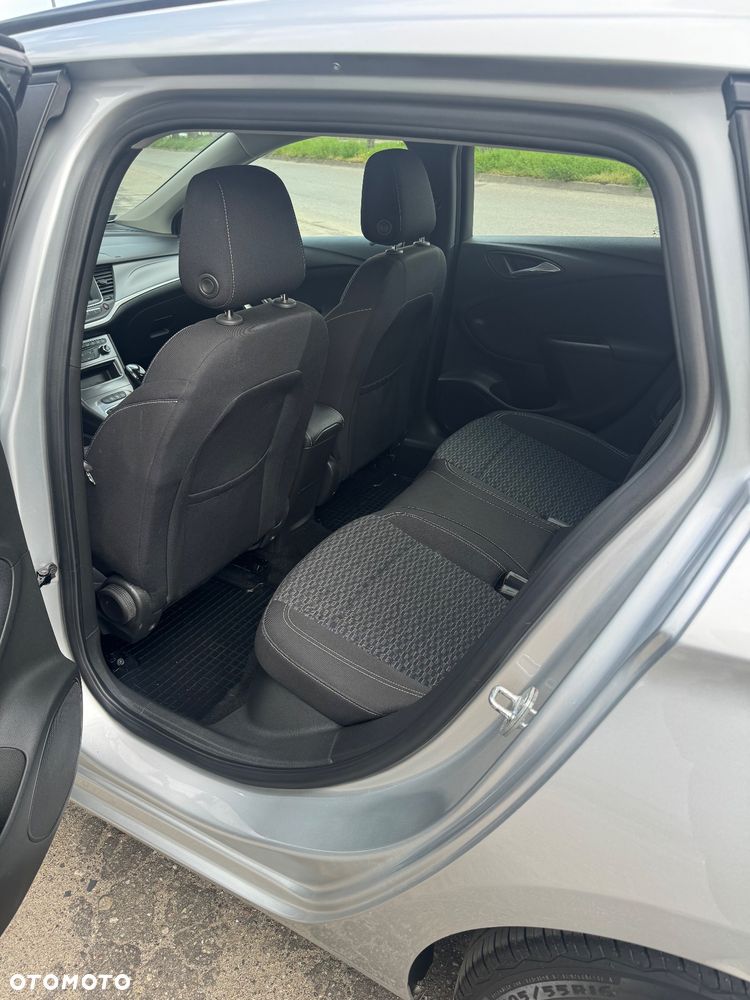 Opel Astra - 11