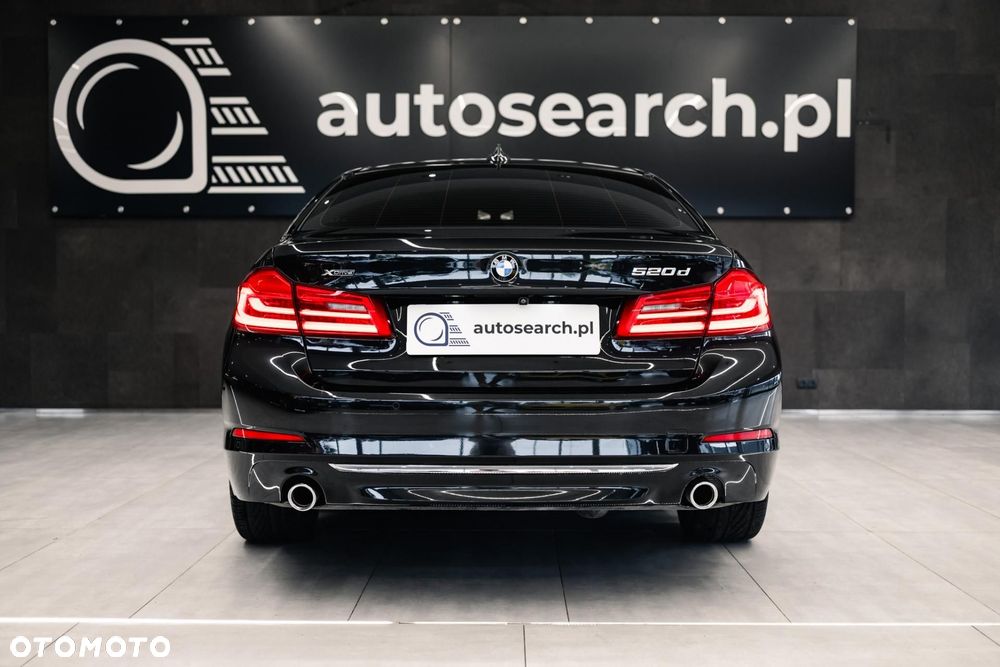 BMW Seria 5 520d xDrive Luxury Line - 6