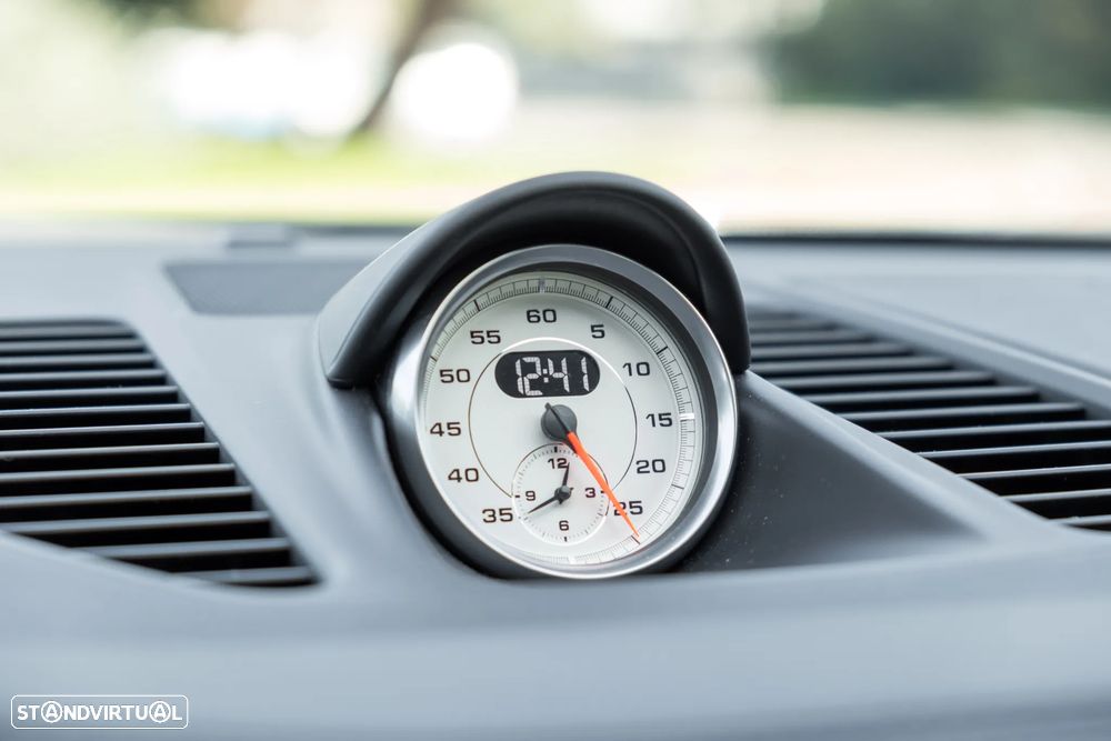 Porsche 911 (991) Carrera 4 S PDK - 11