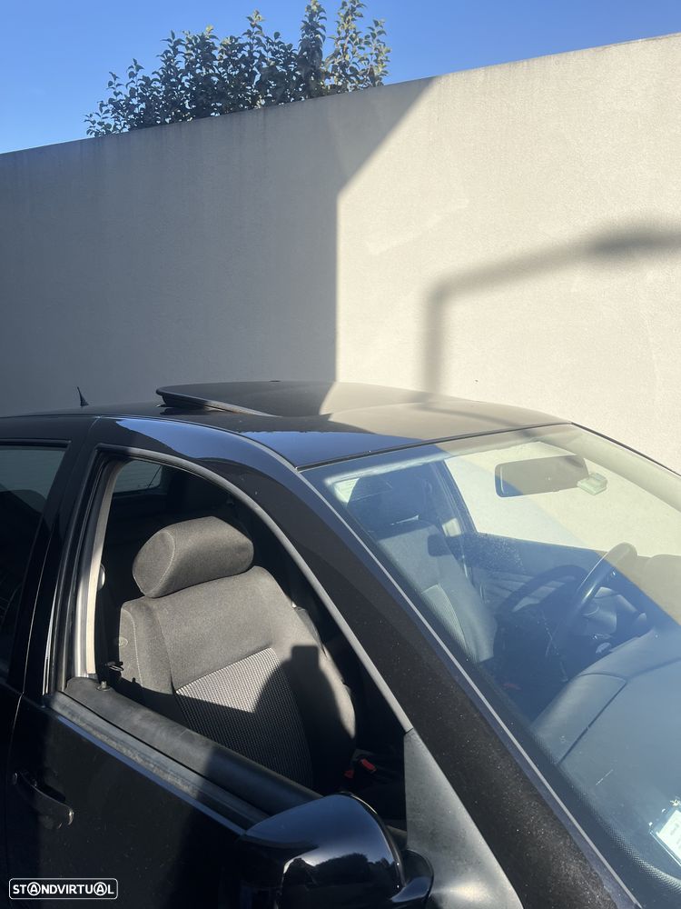 VW Golf 1.9 TDi Highline - 3