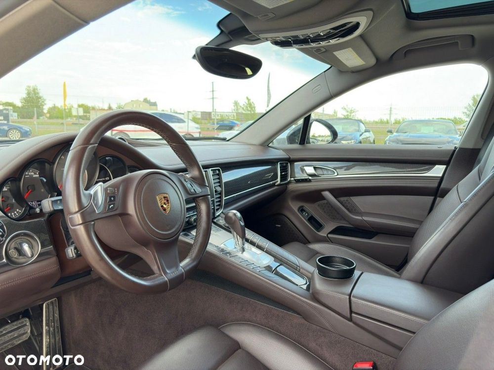 Porsche Panamera 4S PDK - 10