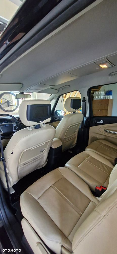 Ford Galaxy 2.0 TDCi Platinium X (Ghia) - 32