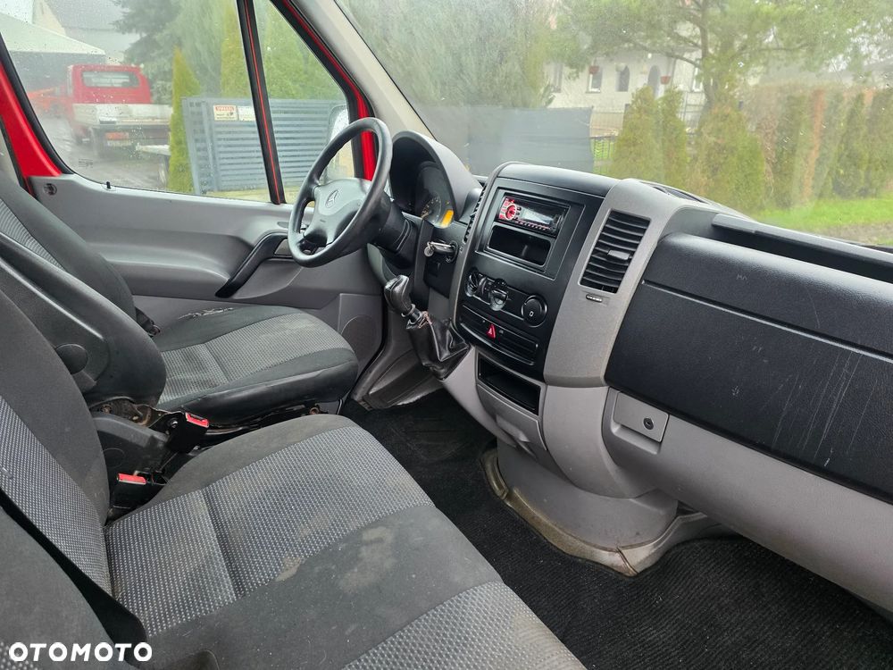 Mercedes-Benz SPRINTER - 11