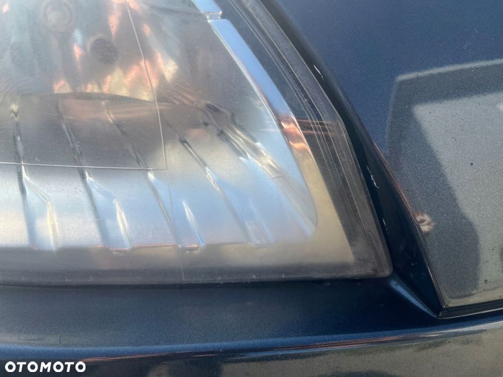 RENAULT MEGANE III LAMPA PRAWA PRZEDNIA PRAWY PRZÓD UK TEB66 - 9