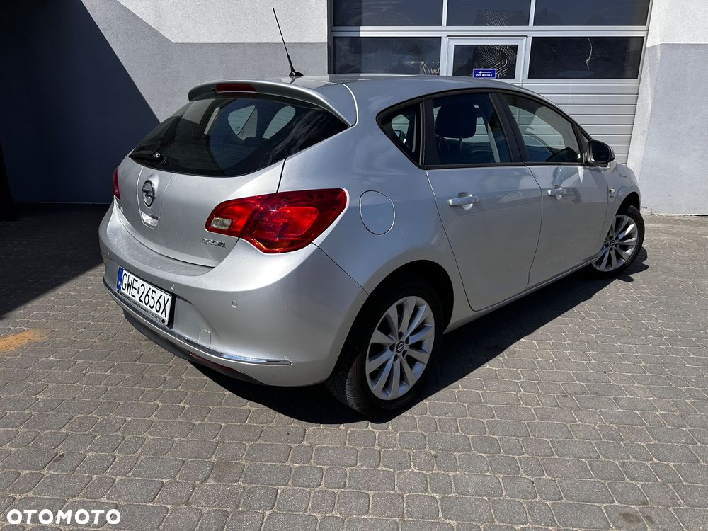 Opel Astra 1.4 ecoFLEX - 5