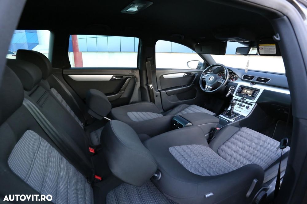 Volkswagen Passat Alltrack - 16